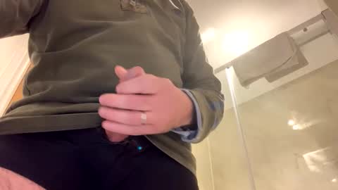 blueeyedboy021170 online show from January 9, 10:26 pm