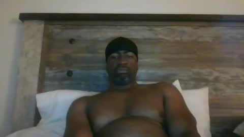 Snapshot of bluuthunder1914 chatting on October 26, 3:19 am bluuthunder1914 online show from October 26, 3:19 am