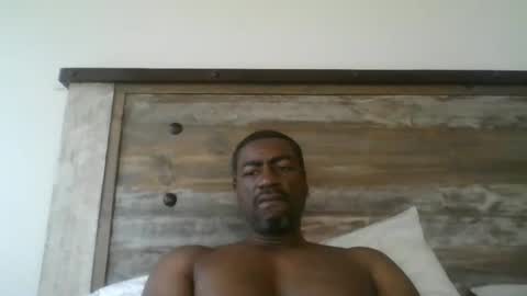 Snapshot of bluuthunder1914 chatting on September 30, 6:00 pm bluuthunder1914 online show from September 30, 6:00 pm