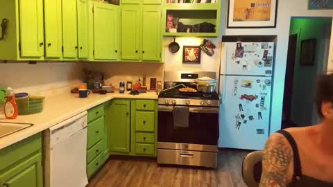 ZuperZexyZounds online show from February 28, 7:07 am