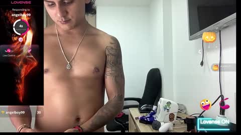 Snapshot of bob_pettersonn chatting on October 15, 1:24 am Bob  INDEPENDENT MODEL online show from October 15, 1:24 am