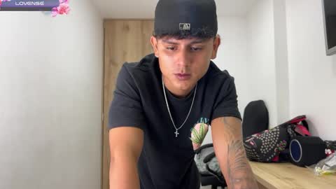 Bob  INDEPENDENT MODEL online show from April 16, 1:38 am