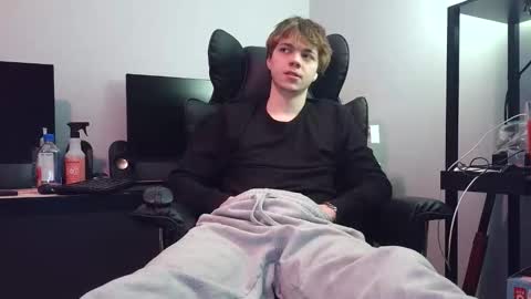 bobby72738 online show from February 7, 3:46 am