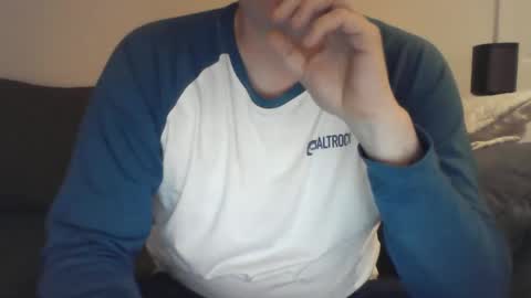 bobby_113 online show from January 19, 1:53 am