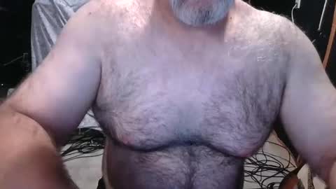 BobbyHill27b online show from September 15, 12:13 am