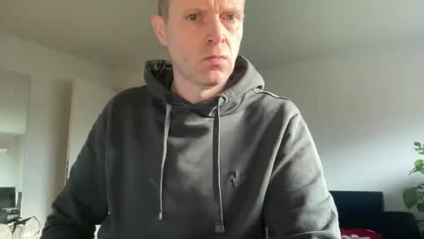 Snapshot of boegieboy76 chatting on February 21, 8:06 am ask me online show from February 21, 8:06 am