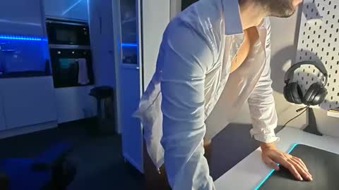 boiteasex online show from September 15, 3:35 pm