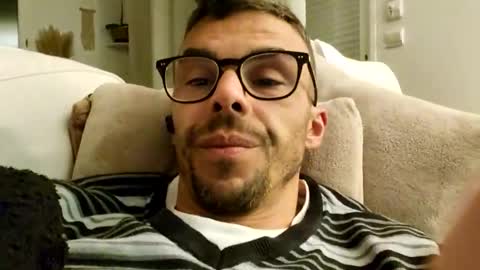 bomale89 online show from October 1, 7:18 pm