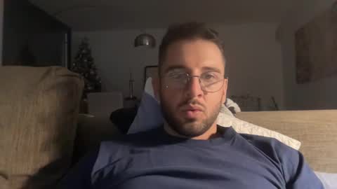 Sissy online show from December 29, 5:54 pm