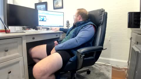 Boredhorndog online show from December 11, 4:59 pm