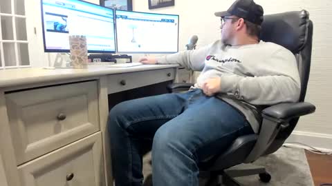 Boredhorndog online show from February 8, 11:24 pm