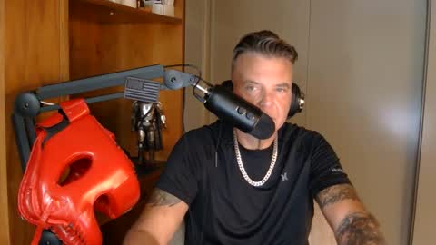 BOSS online show from October 3, 4:12 pm