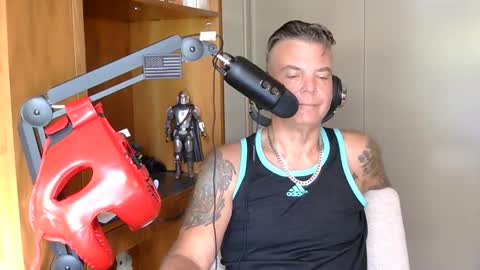 BOSS online show from October 7, 5:17 pm