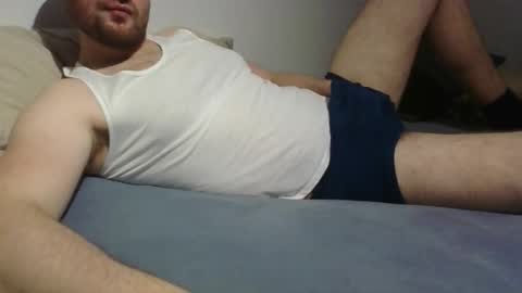 Snapshot of bottomtsinner chatting on October 25, 5:03 pm bottomtsinner online show from October 25, 5:03 pm