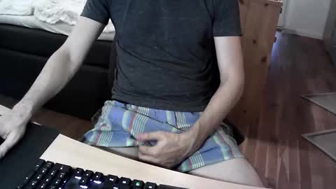 Snapshot of boy21yrs chatting on October 14, 3:30 pm boy21yrs online show from October 14, 3:30 pm