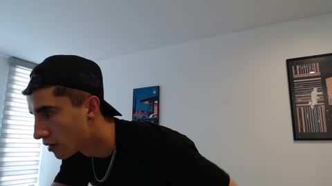 Felipe  online show from January 24, 7:07 pm