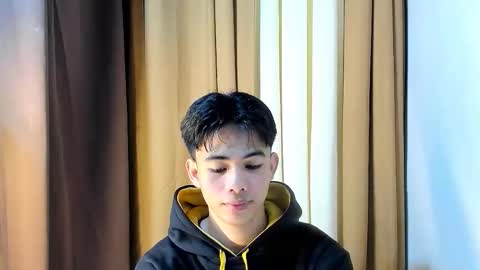 HI IM JAMES DONT FORGET GIVE ME THUMBS UP AND JOIN TO MY FANCLUB online show from April 10, 10:50 pm