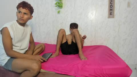 ALEX - TAYLER  -MIKE online show from March 24, 1:11 am