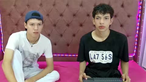 ALEX - TAYLER  -MIKE online show from December 20, 1:43 pm