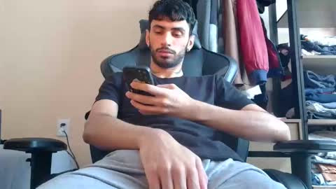 boyzinm2 online show from April 29, 2:44 pm