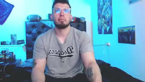 brad hot boy online show from June 12, 4:27 pm
