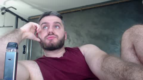 Snapshot of brad_pittfall chatting on January 5, 4:27 pm ask me online show from January 5, 4:27 pm