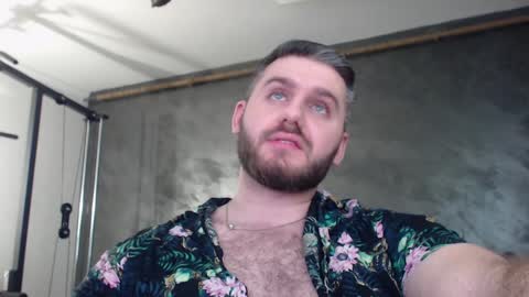 Snapshot of brad_pittfall chatting on January 8, 5:05 pm ask me online show from January 8, 5:05 pm