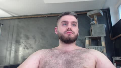 Snapshot of brad_pittfall chatting on December 7, 10:01 am ask me online show from December 7, 10:01 am