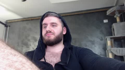 Snapshot of brad_pittfall chatting on February 7, 9:37 pm ask me online show from February 7, 9:37 pm