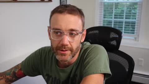 BradBronton online show from September 23, 8:08 pm