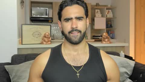 bradleymartin7 online show from November 19, 12:43 am