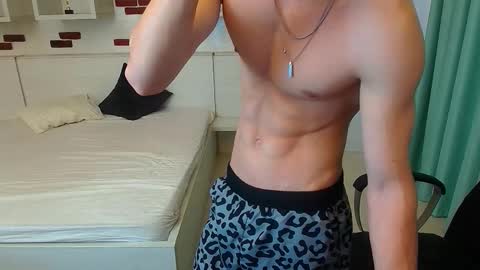 BradyFlint online show from November 18, 6:28 am