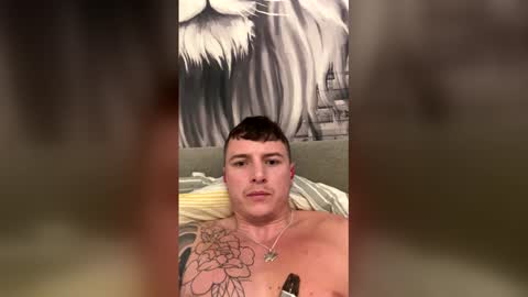 brandonxpatrick online show from March 7, 2:09 am