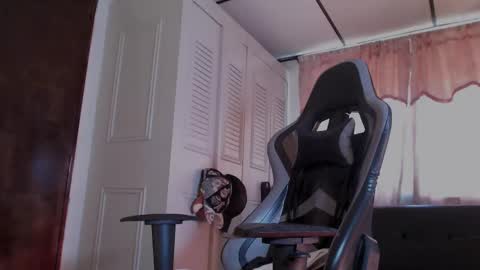 brasi_ online show from February 12, 5:30 pm