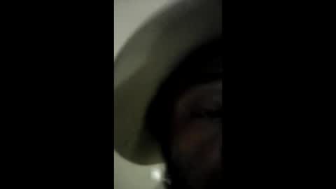 breakingfree44 online show from March 5, 5:47 am