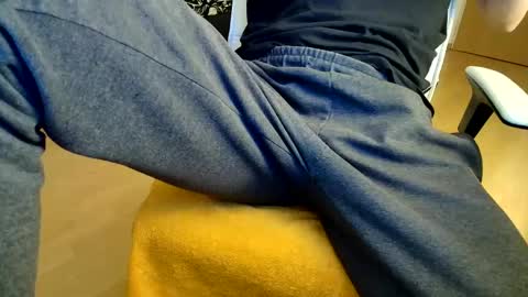 breezydicks online show from April 9, 8:48 pm