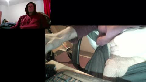 Snapshot of bremer64 chatting on March 2, 7:54 am bremer64 online show from March 2, 7:54 am