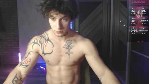 brendan__piks online show from December 5, 6:53 am