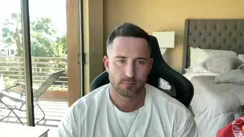 Brett Mycles online show from November 24, 6:09 pm