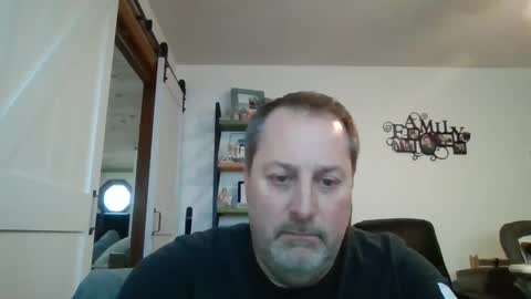 Snapshot of brettsky chatting on January 4, 4:54 pm hey online show from January 4, 4:54 pm