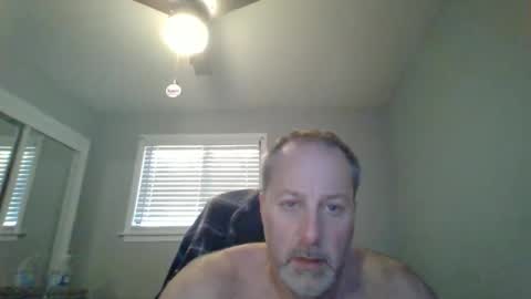 hey online show from May 15, 11:46 pm