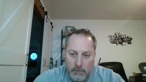 Snapshot of brettsky chatting on January 22, 9:55 pm hey online show from January 22, 9:55 pm