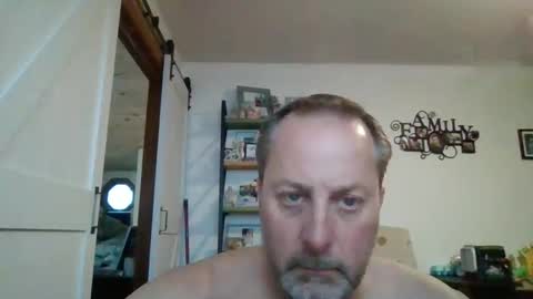 Snapshot of brettsky chatting on October 24, 9:38 pm hey online show from October 24, 9:38 pm