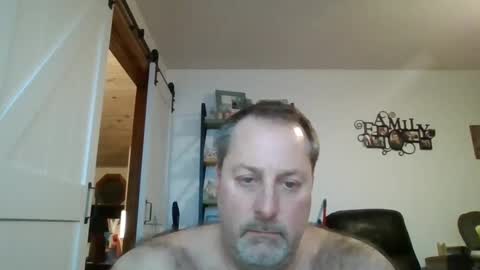 Snapshot of brettsky chatting on December 27, 10:26 pm hey online show from December 27, 10:26 pm