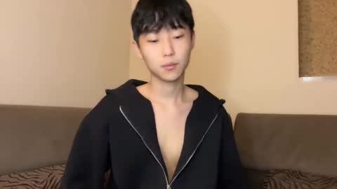 Snapshot of brian_stars chatting on October 24, 1:24 pm Brian boy online show from October 24, 1:24 pm