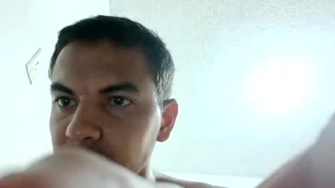 brianed1515 online show from December 19, 6:54 am