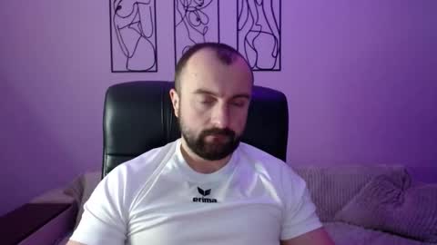 brindlefly69 online show from January 16, 11:46 am