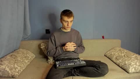 bristlebback online show from January 8, 6:02 pm