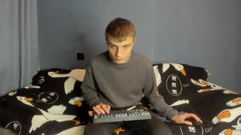 bristlebback online show from October 16, 6:49 pm