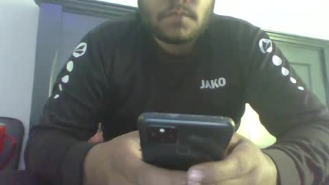 Snapshot of brownhunk698 chatting on February 4, 10:32 am brownhunk698 online show from February 4, 10:32 am